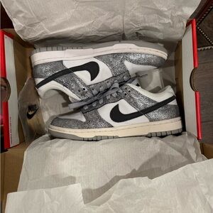 Nike Dunk Low Golden Gals (Women’s)